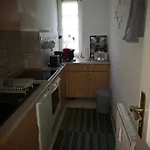 Cecile Apartman